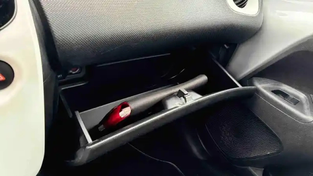 Citroën C1 puretech 82 — photo 14
