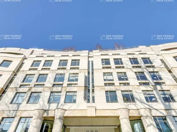 Bureaux 1006 m²