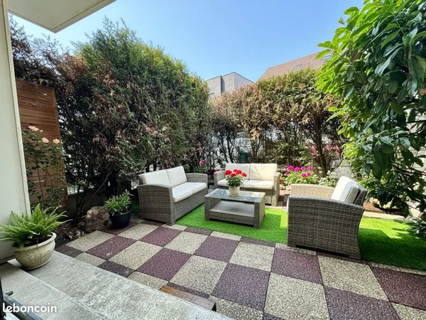 Studio 27 m² + jardin 22 m² | RER D à 5 min