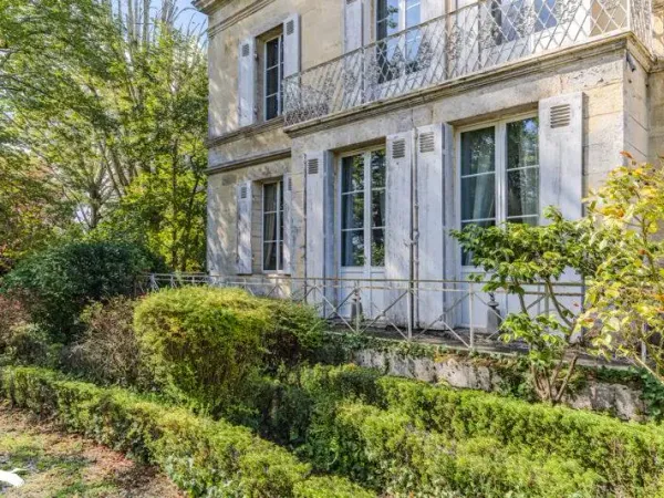 Maison 9 pièces 292 m²