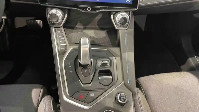Lynk&Amp;Co 01 1.5 phev 261 ch dcth7 — photo 20