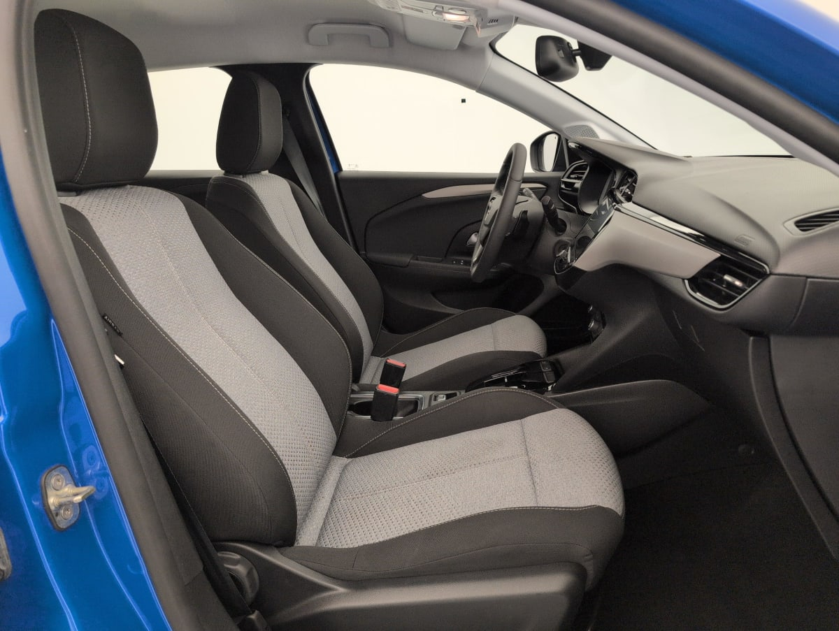 Opel Corsa — photo 9
