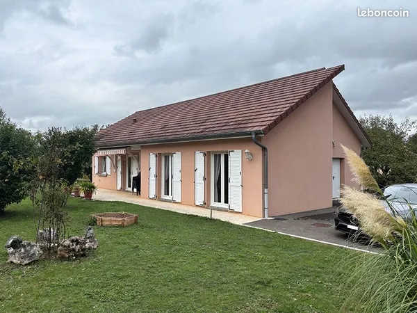 Rare : Charmante maison individuelle de plain-pied sur terrain de 14,5 ares