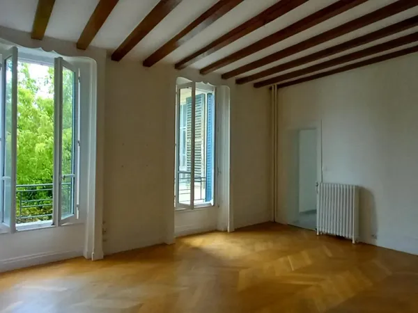 Loue t3 - 69.17 m² - Saint-Germain-en-Laye 78100