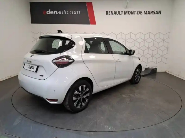 Renault Zoé zoe r110 - my22 — photo 5