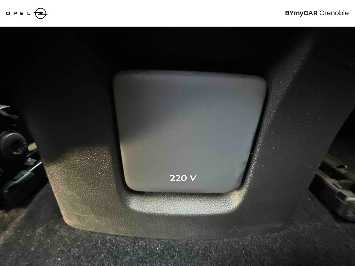 Opel Grandland Hybrid 225 ch BVA8 — photo 18
