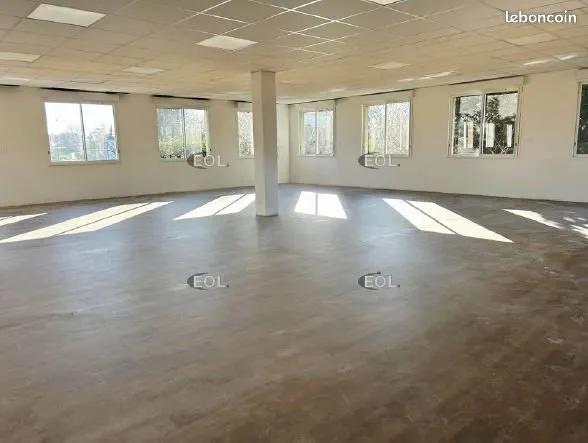Bureaux 109 m²