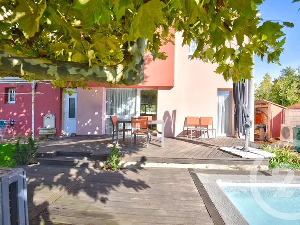 Maison 5 pièces 120 m²