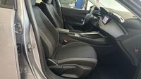 Peugeot 308 1.2 PureTech 130ch S&S Active Pack EAT8 — photo 15