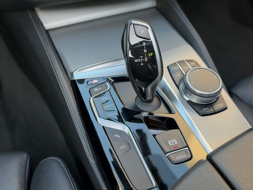 BMW Serie 5 520d 190 Steptronic8 - M Sport – 2018 – 117257 km – Diesel – Boîte Automatique — photo 6