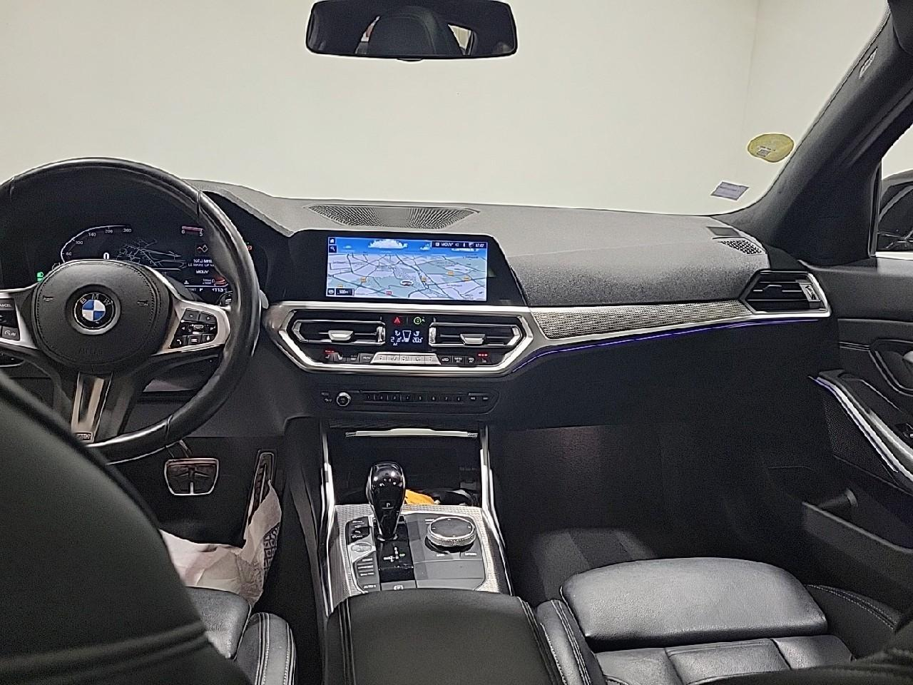 Bmw Serie 3 touring 318d 150 ch bva8 m sport — photo 12