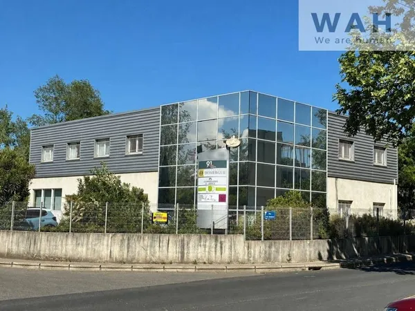 Immeuble 701 m²