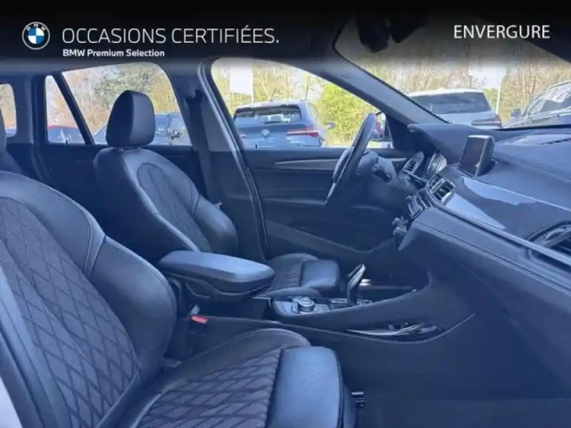 Bmw X1 sdrive18da 150ch xline — photo 9