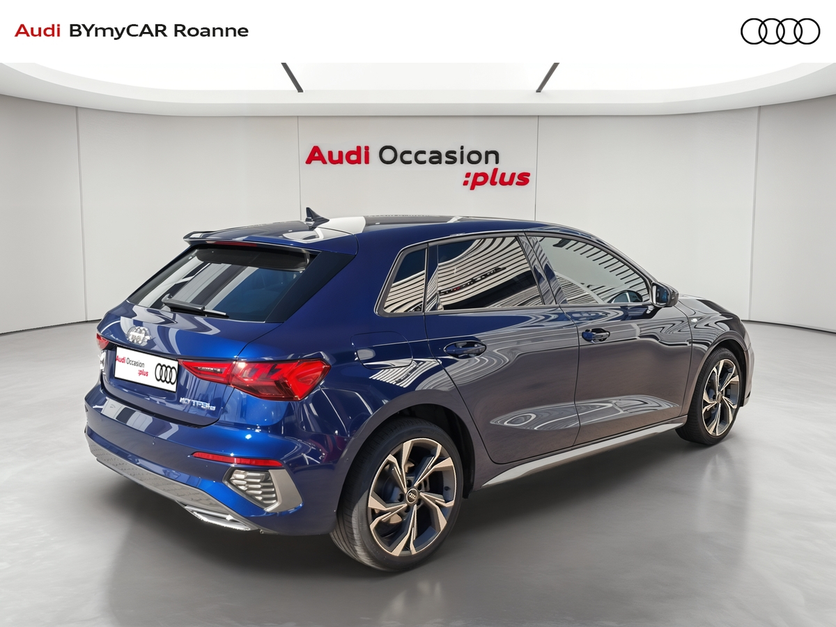 Audi A3 Sportback 40 TFSIe 204 S tronic 6 — photo 5