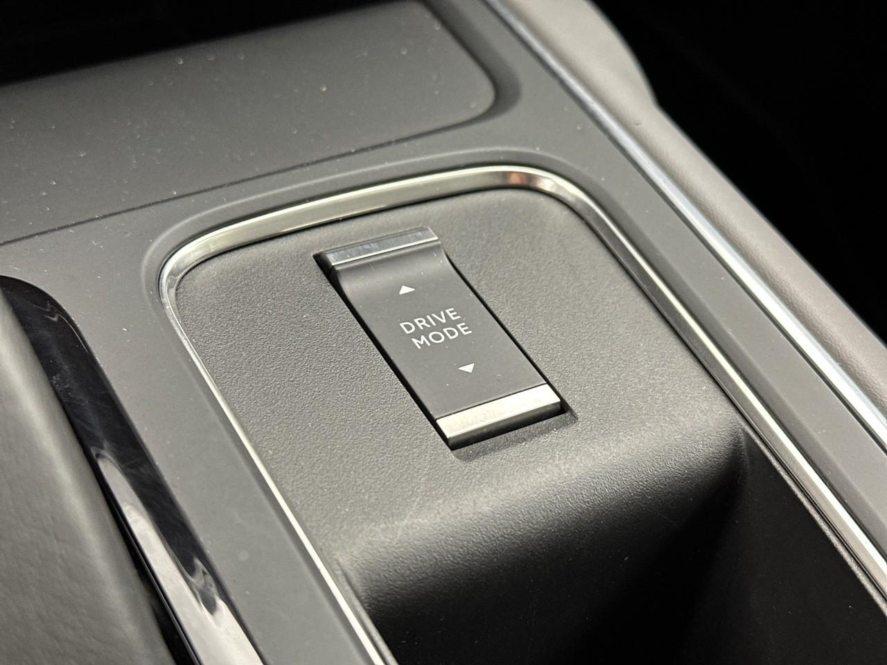 Citroën C5 Aircross hybride rechargeable 225 e-eat8 shine pack — photo 32