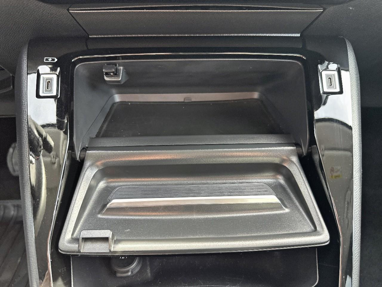 Peugeot 208 1.2 hybrid 110ch allure e-dcs6 — photo 24