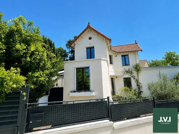 Maison Montmorency 6 pièce(s) 128.33 m2