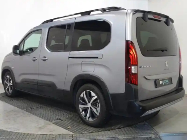 Peugeot Rifter taille xl - moteur electrique 136 ch (100 kw) automatique gt — photo 7