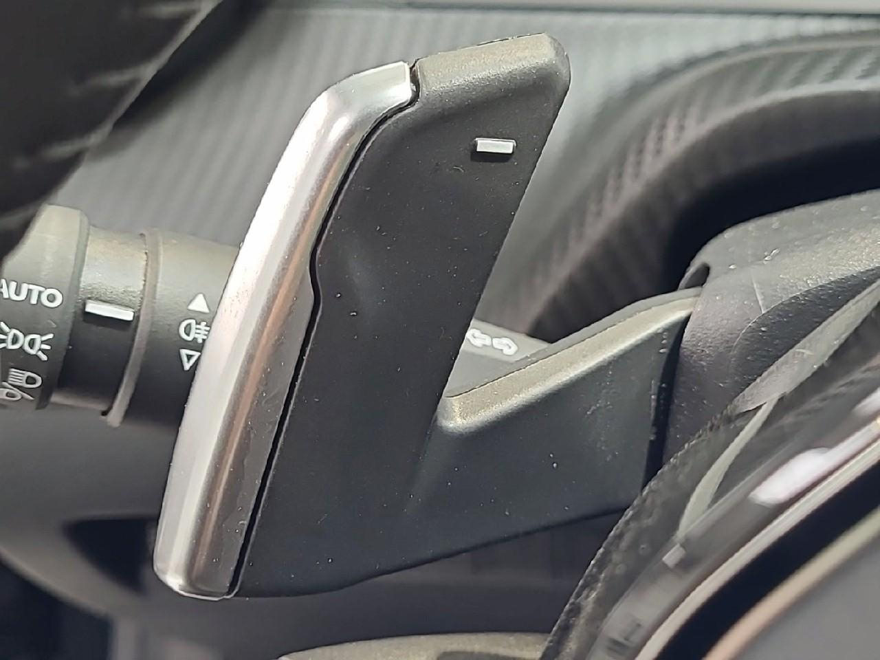 Peugeot 208 hybrid 110 ch e-dcs6 allure — photo 27