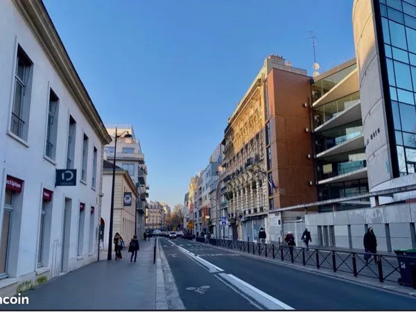 Place de parking 75012