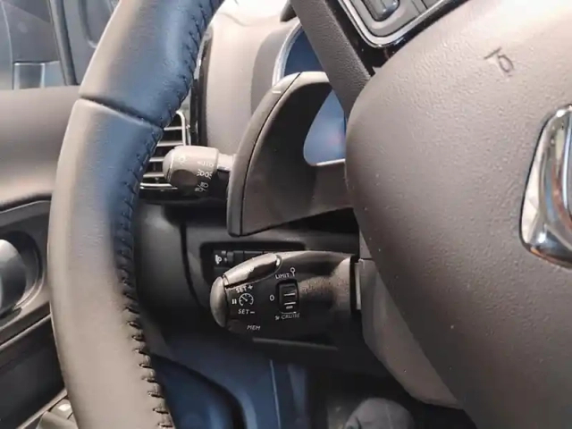 Citroën C5 Aircross puretech 130 s&amp;s eat8 shine — photo 17