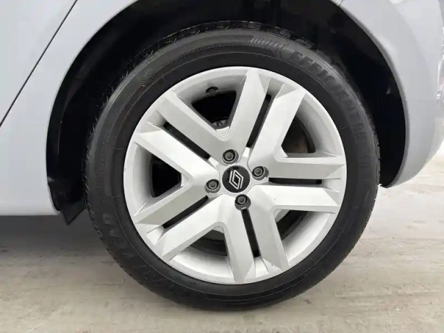 Renault Clio tce 90 — photo 29
