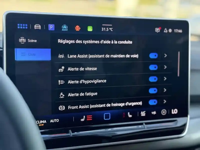 Volkswagen Golf 1.5 ehybrid 204 dsg6 — photo 27