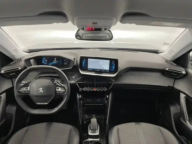 Peugeot 2008 puretech 130 s&amp;s eat8 — photo 17
