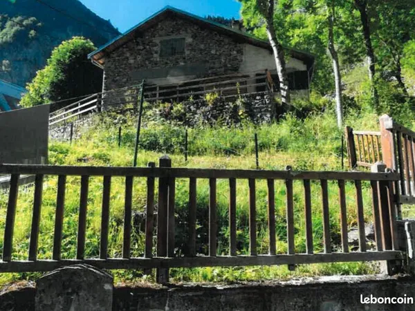 Maison de Montagne 95 m² + 5 Hectares de forêt et alpage - Les Écrins (05)