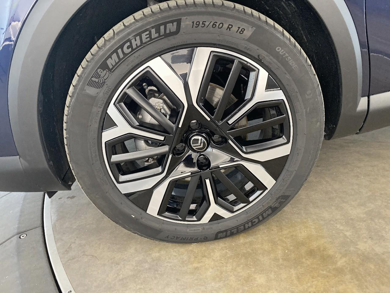 Citroën C4 hybride 145 ch e-dcs6 max — photo 11