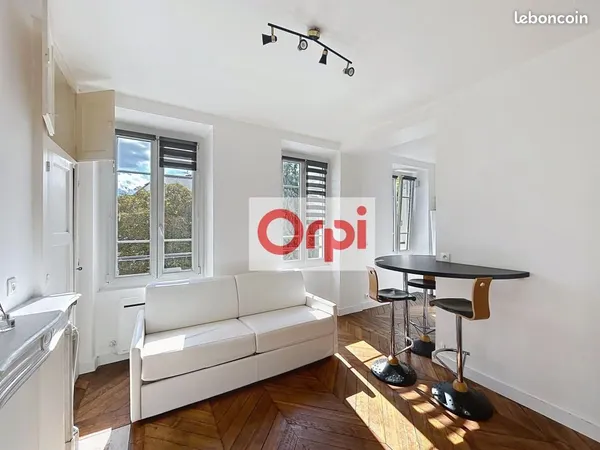 Studio 1 pièce 20 m²