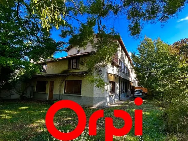 Maison 6 pièces 450 m²