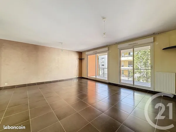 Appartement 6 pièces 111 m²