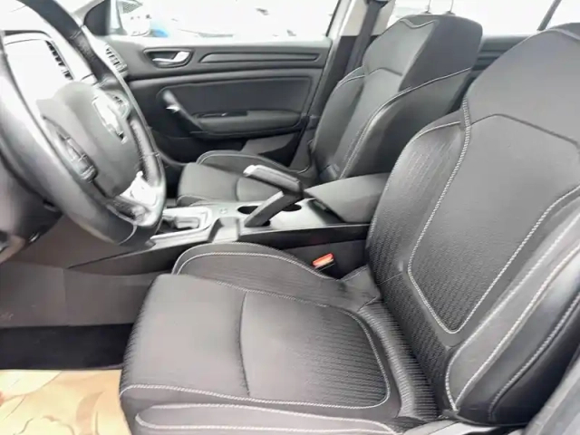 Renault Megane mégane iv estate blue dci 115 edc — photo 22