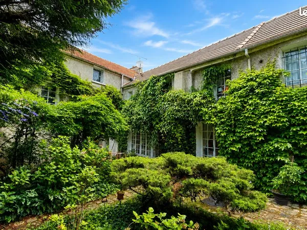 Propriété 6 pièces 122 m²