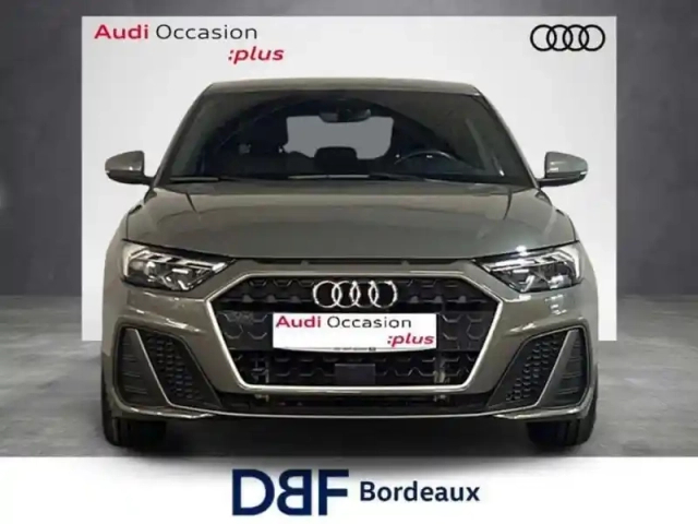 Audi A1 30 tfsi 110 ch s tronic 7 s line — photo 7