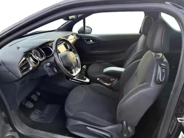 Ds Ds 3 puretech 130ch sport chic s&amp;s — photo 9