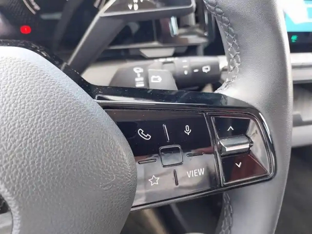 Renault Megane e-tech ev40 130ch standard charge — photo 22