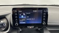 Toyota Yaris 116h Design 5p MY21 — photo 18