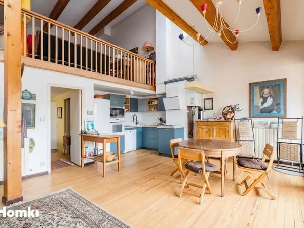 Appartement T6 de 170 m avec GARAGE, à Toulouse 31000, Rue Peyrolières