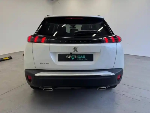 Peugeot 2008 1.2 puretech 100ch s&amp;s style — photo 4