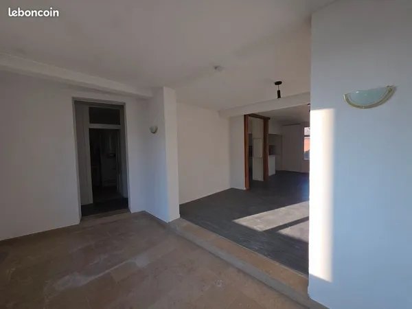 Appartement 4 pièces 105 m² - 3 chambres - Proche toutes commodités