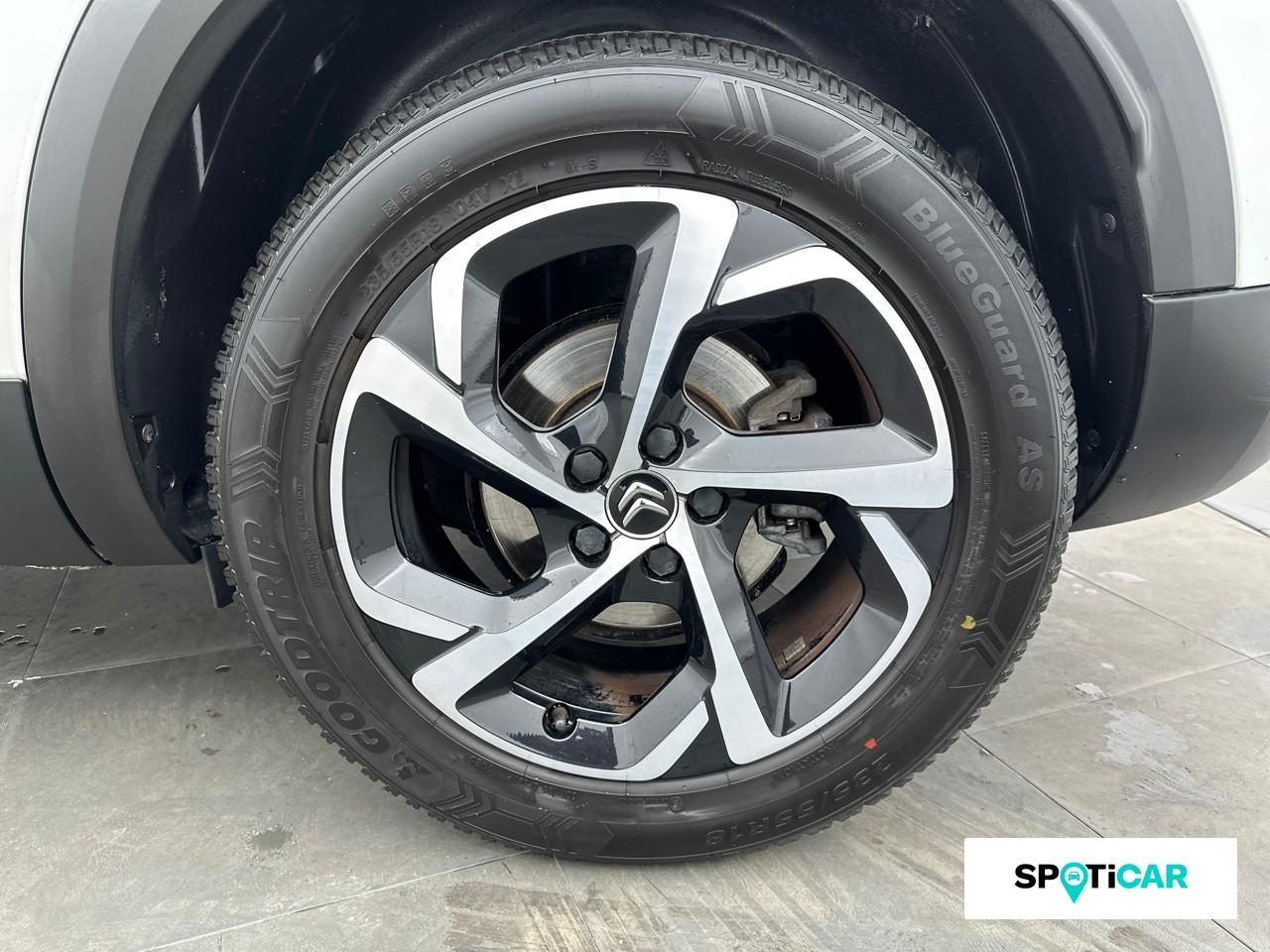 Citroën C5 Aircross bluehdi 130ch s&s shine eat8 — photo 11