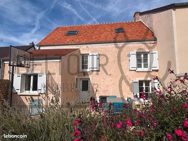 Maison 8 pièces 157 m²