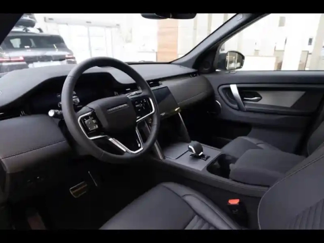 Land Rover Discovery Sport p270e phev 269ch dynamic se — photo 7