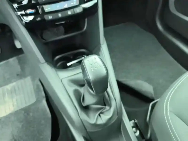 Peugeot 208 bluehdi 100ch s&amp;s bvm6 allure business — photo 24