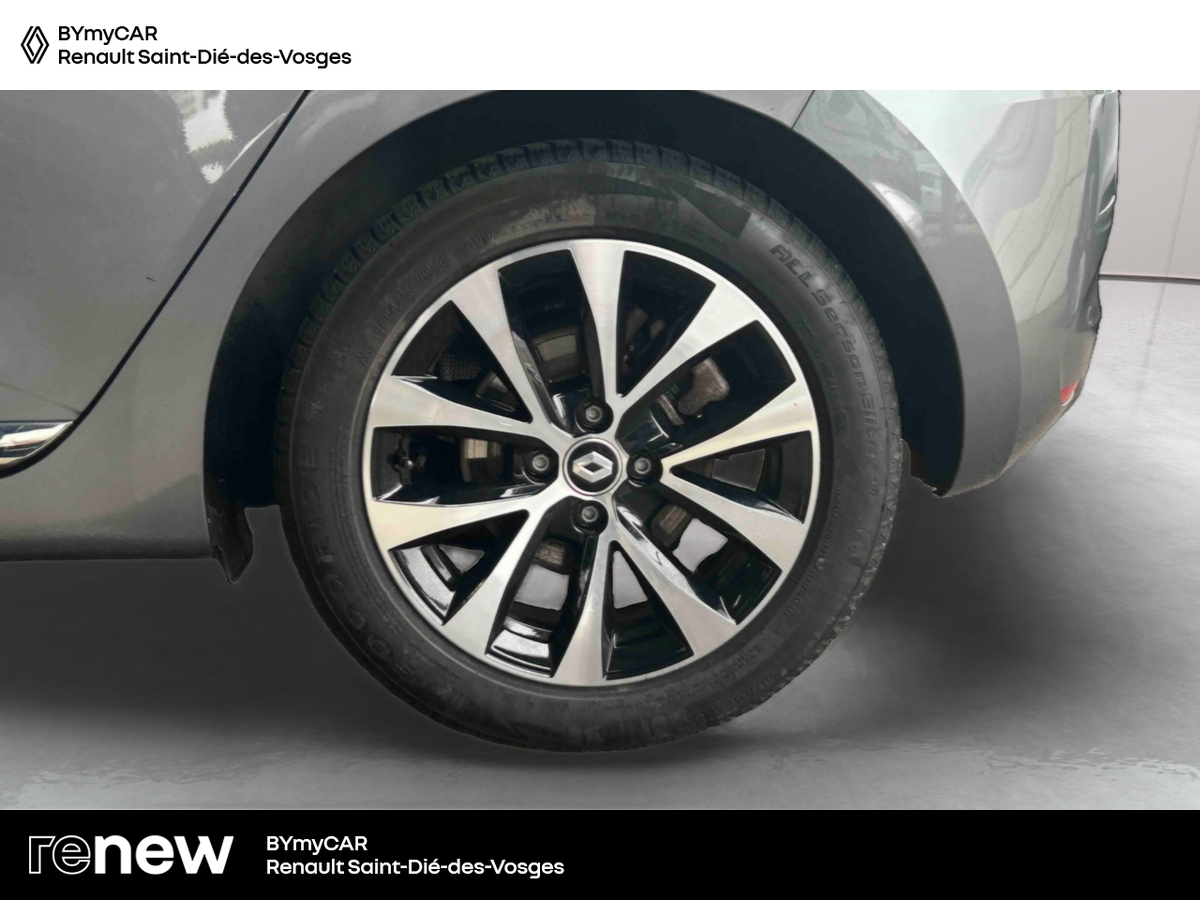 Renault Clio E-Tech full hybrid 145 — photo 14