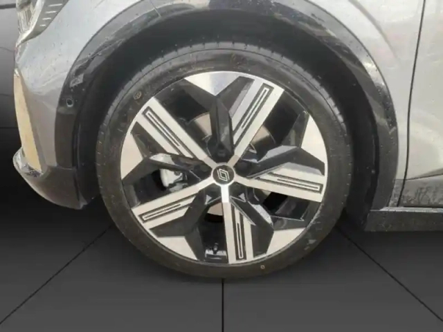 Renault Megane e-tech electric ev60 220ch iconic super charge -b — photo 11