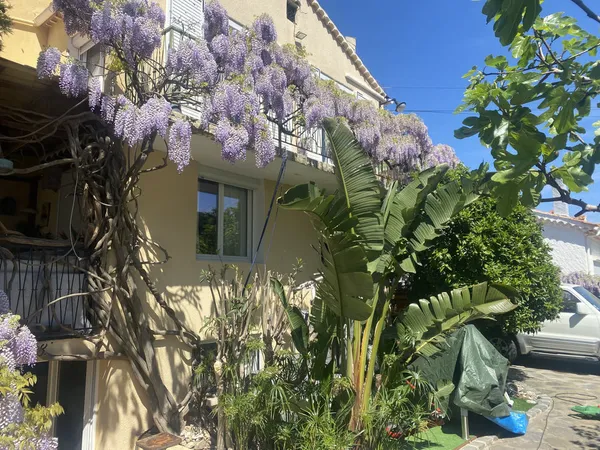 Appartement T3 en dernier étage avec terrasse à L'Ayguade en pleine propriété