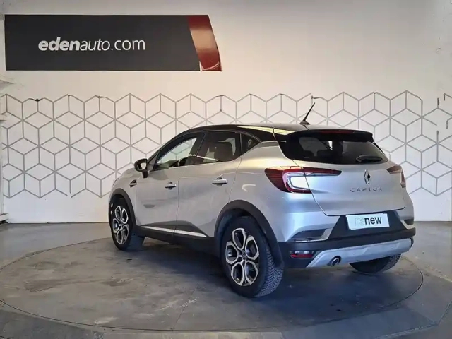 Renault Captur blue dci 95 — photo 3